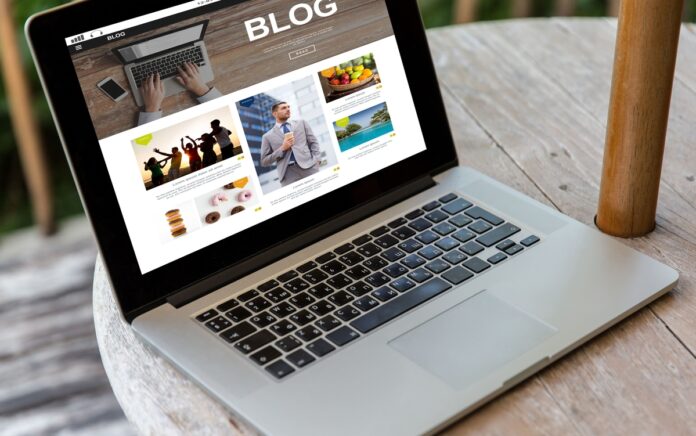 f1a133d6-8520-4489-9134-7c2094e66b7a Especialistas analisam se vale escrever blog na era das IAs