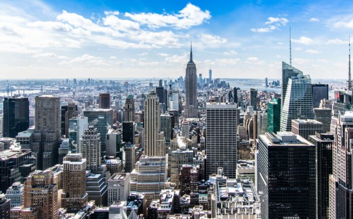 Serviços remotos para empresas dos EUA ganham escala em 2026