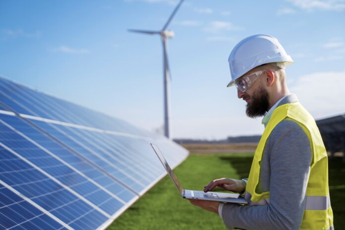 73611141-9187-43fc-baf9-87ac9bdd24f1 Alta estrutural pressiona preços da energia solar