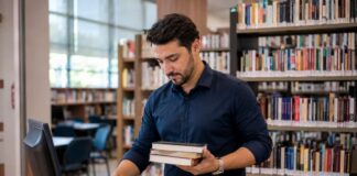 Fundação Cultural abre vaga para bibliotecário em Varginha com salário de R$ 6,7 mil